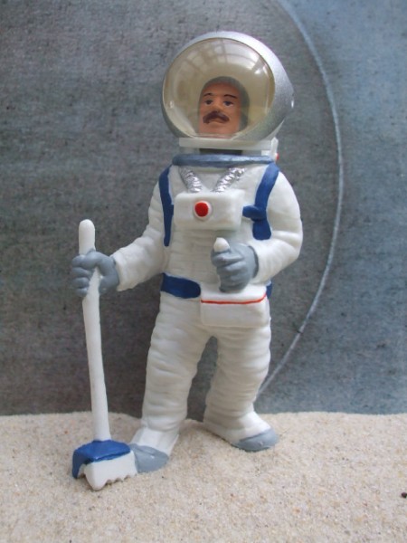 Astronaut ... mit Spacerucksack & Handgreifer