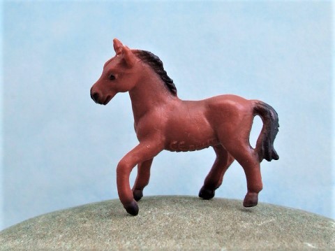 Braunes Pferd - Serie ‘Micro Tiere‘